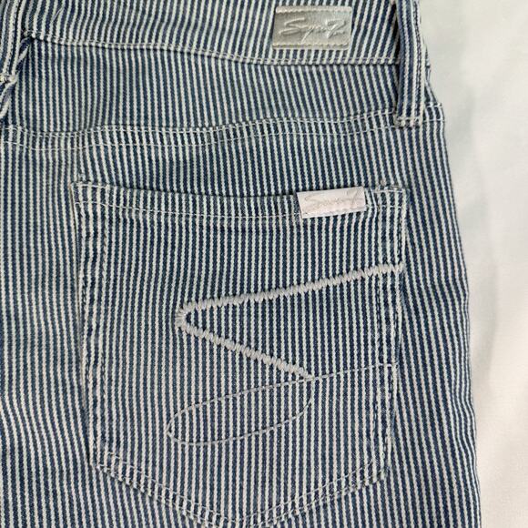 Seven 7 Sunset Bermuda stripe shorts Woman's 10 stretch denim shorts - Picture 9 of 9